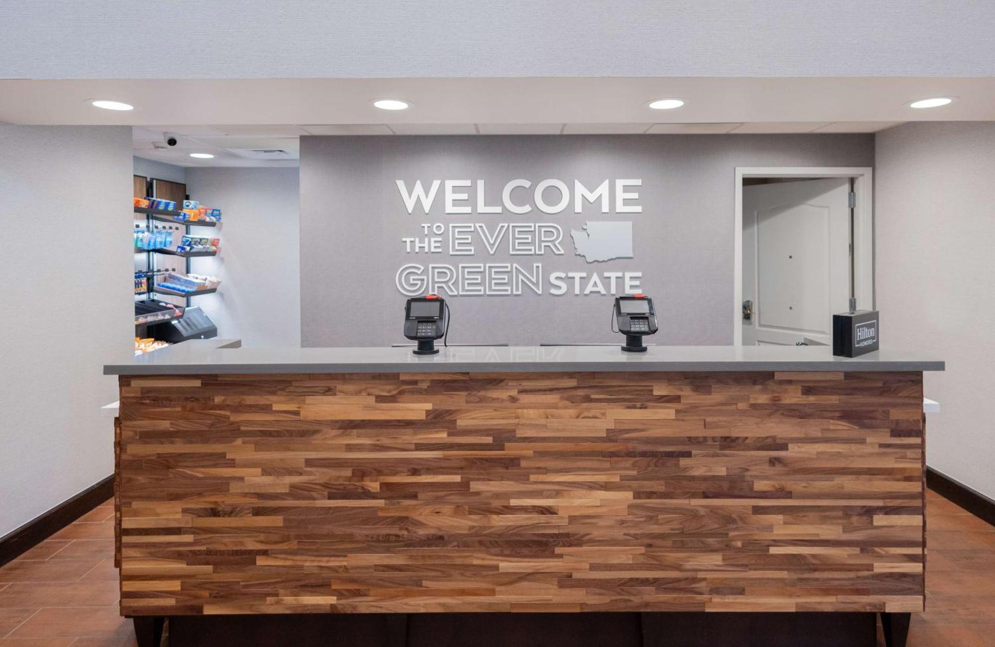 Hampton Inn & Suites By Hilton Seattle/Kent Zewnętrze zdjęcie