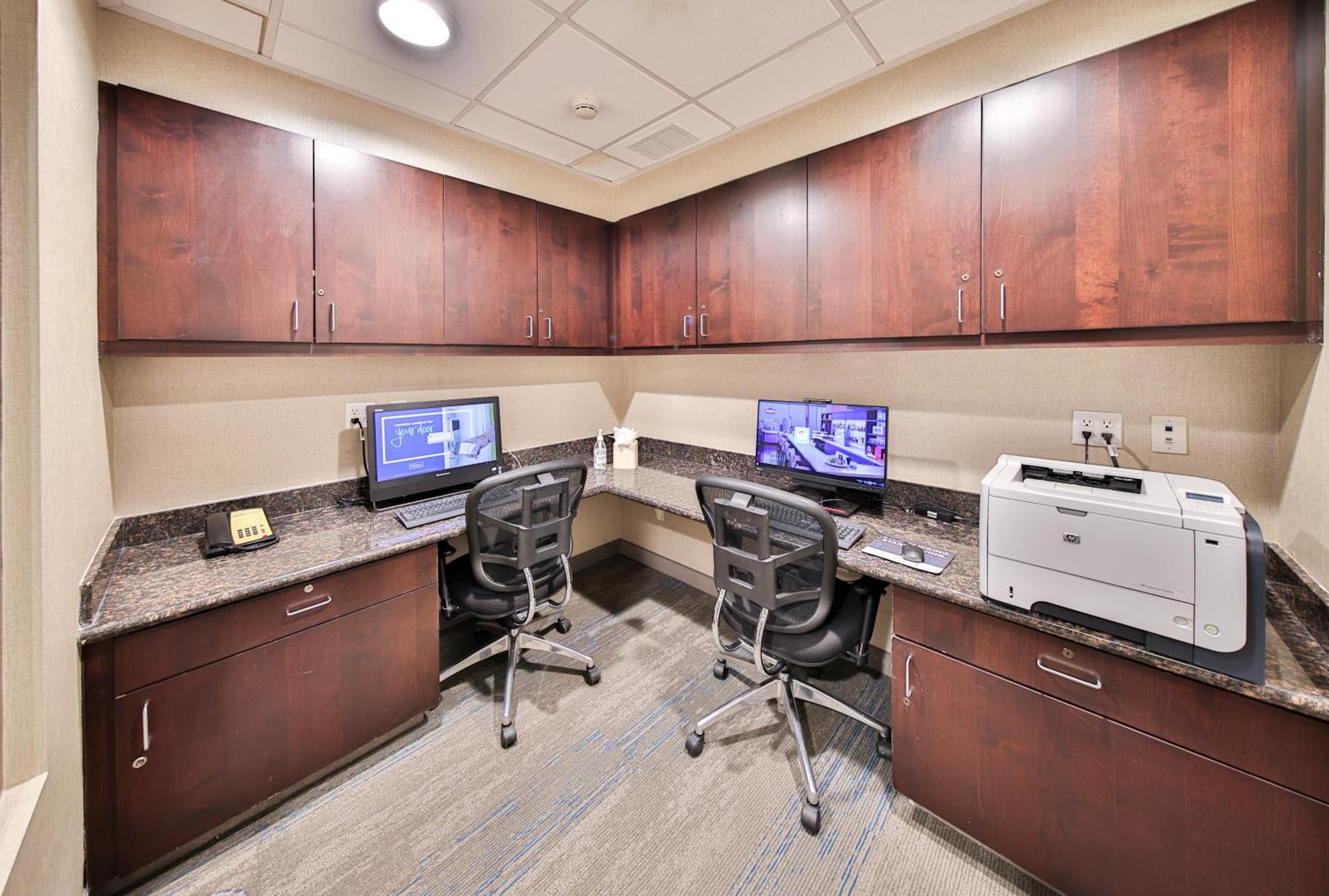 Hampton Inn & Suites By Hilton Seattle/Kent Zewnętrze zdjęcie
